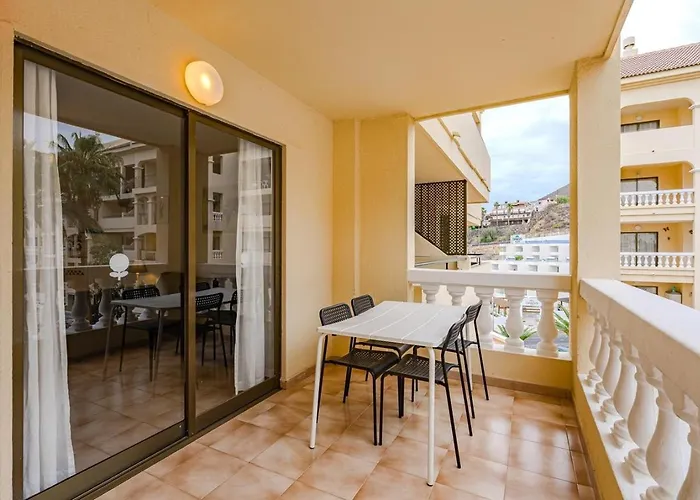 2 Bed With Pool View Castle Harbour C202 洛斯克里斯蒂亚诺斯