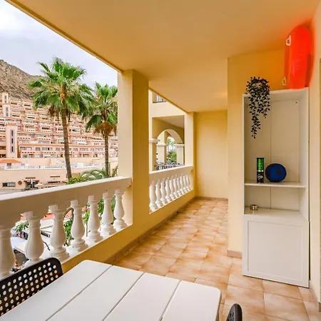 2 Bed With Pool View Castle Harbour C202 * ロスクリスティアーノス
