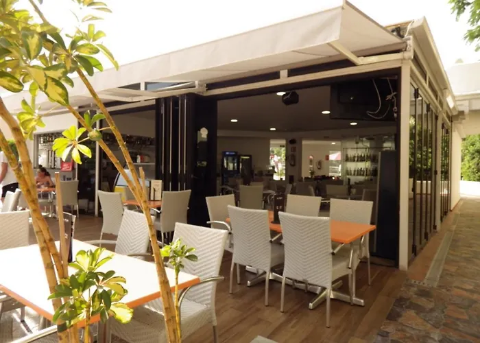 아파트 2 Bed With Pool View Castle Harbour C202 로스크리스티아노스